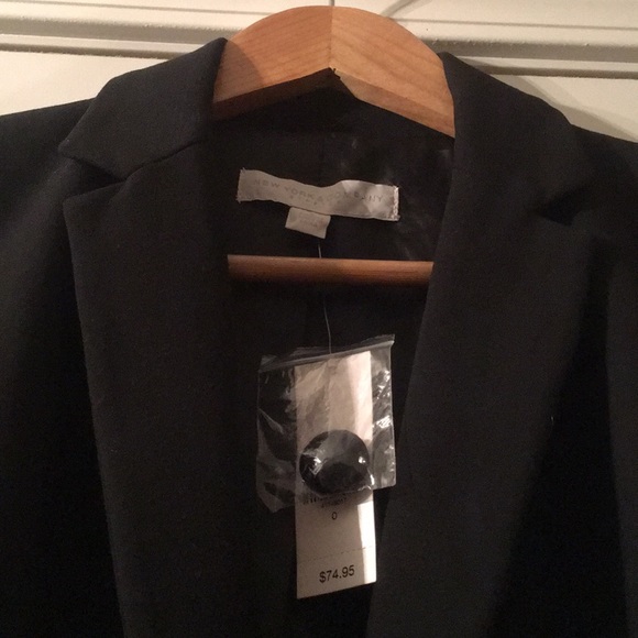 💚SOLD💚NEW YORK & COMPANY Black suit jacket 0 - Picture 3 of 8